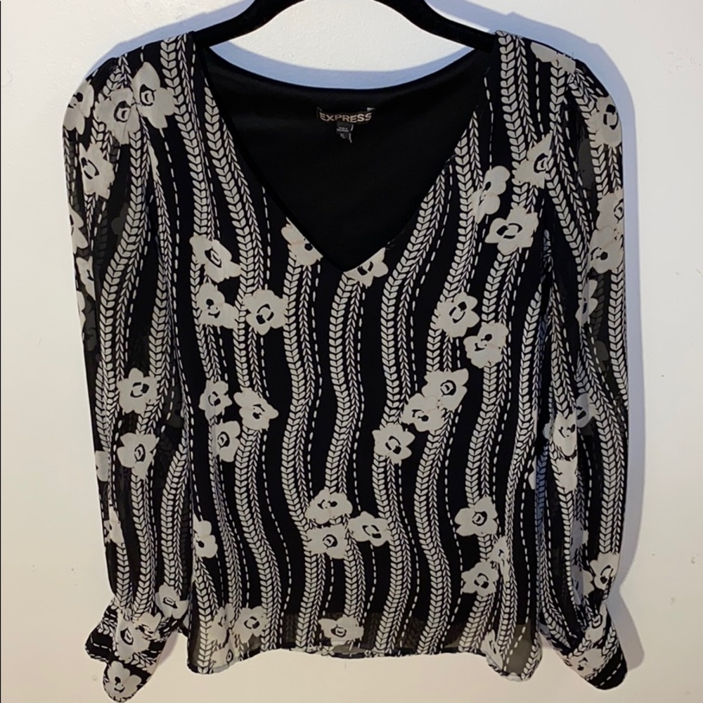Express Size XS Black Chiffon Flower Blouse